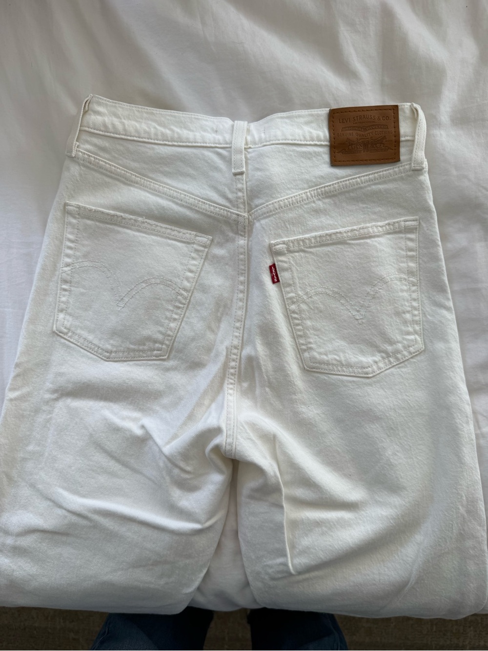 Levi's Ribcage Straight Ankle (size 28) - Picture 4 of 6